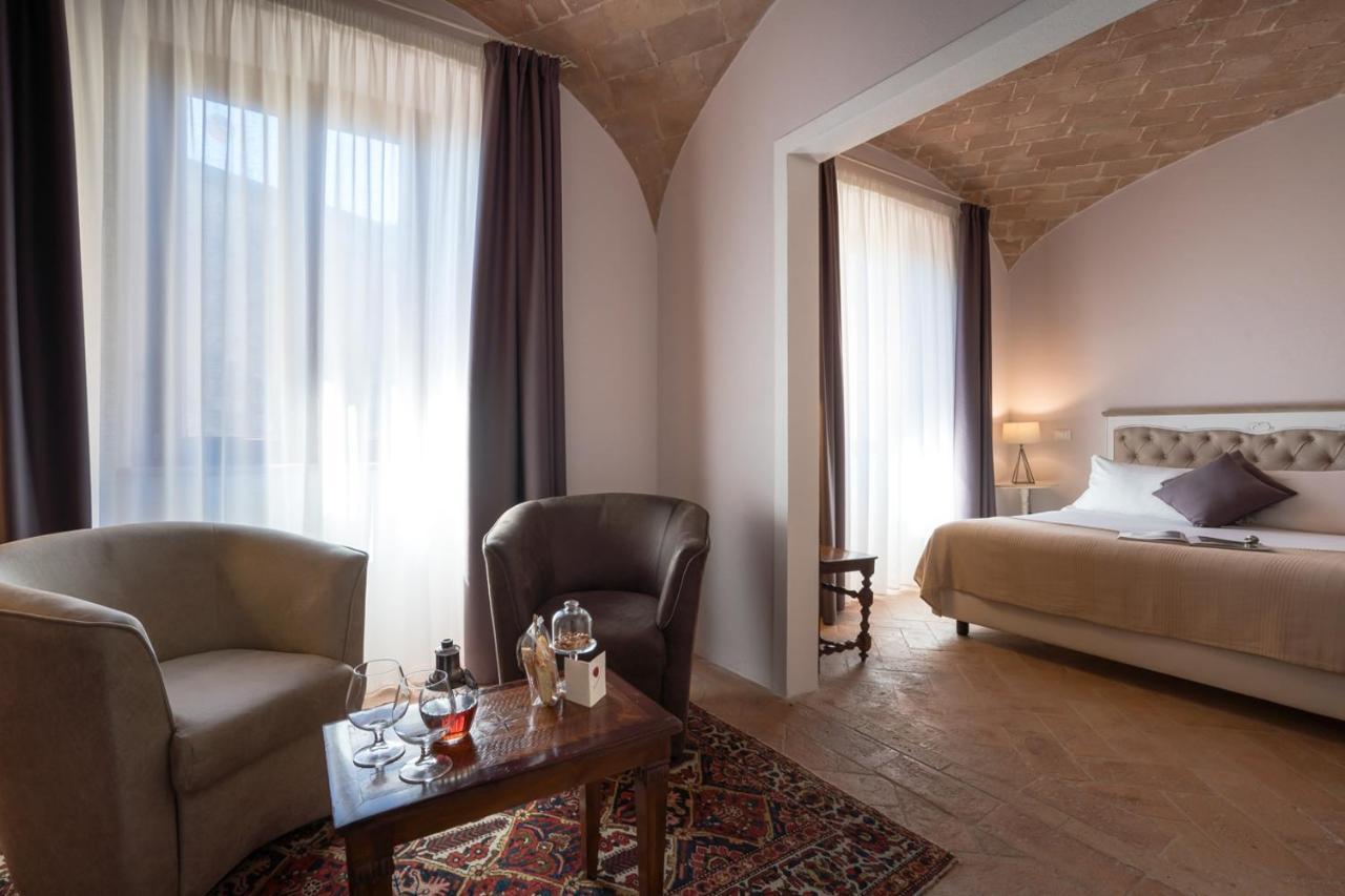 モンタルチーノ Dimora Delle Muse Bed & Breakfast エクステリア 写真